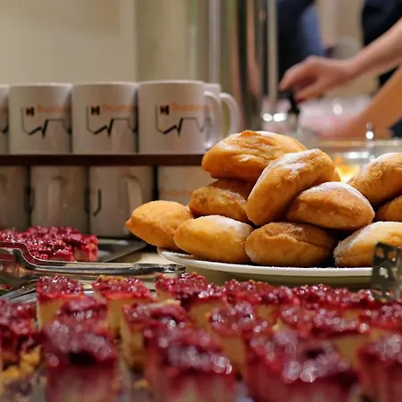 מלון Casa Calfelor Kolping 3*